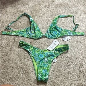 Hollister floral bikini set NWT